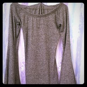 Grey shoulder neck shirt